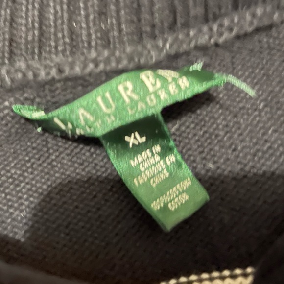 Ralph Lauren sweater, b/w stripes - Picture 2 of 4